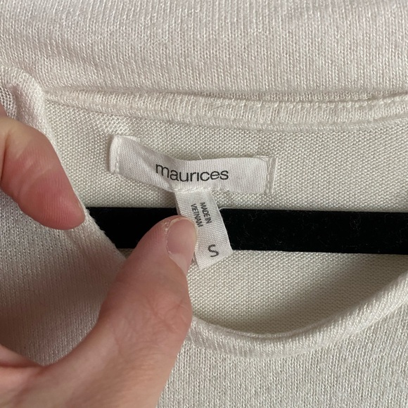 Maurice’s sweater tricolor, size small - Picture 2 of 3